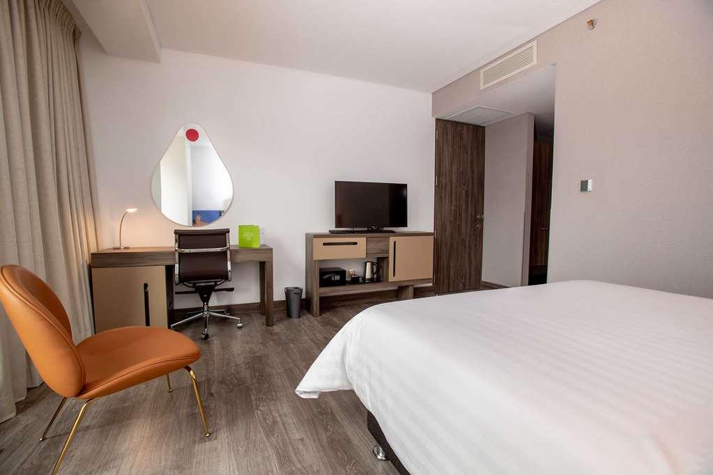 Hampton By Hilton Βαγιεντουπάρ Δωμάτιο φωτογραφία