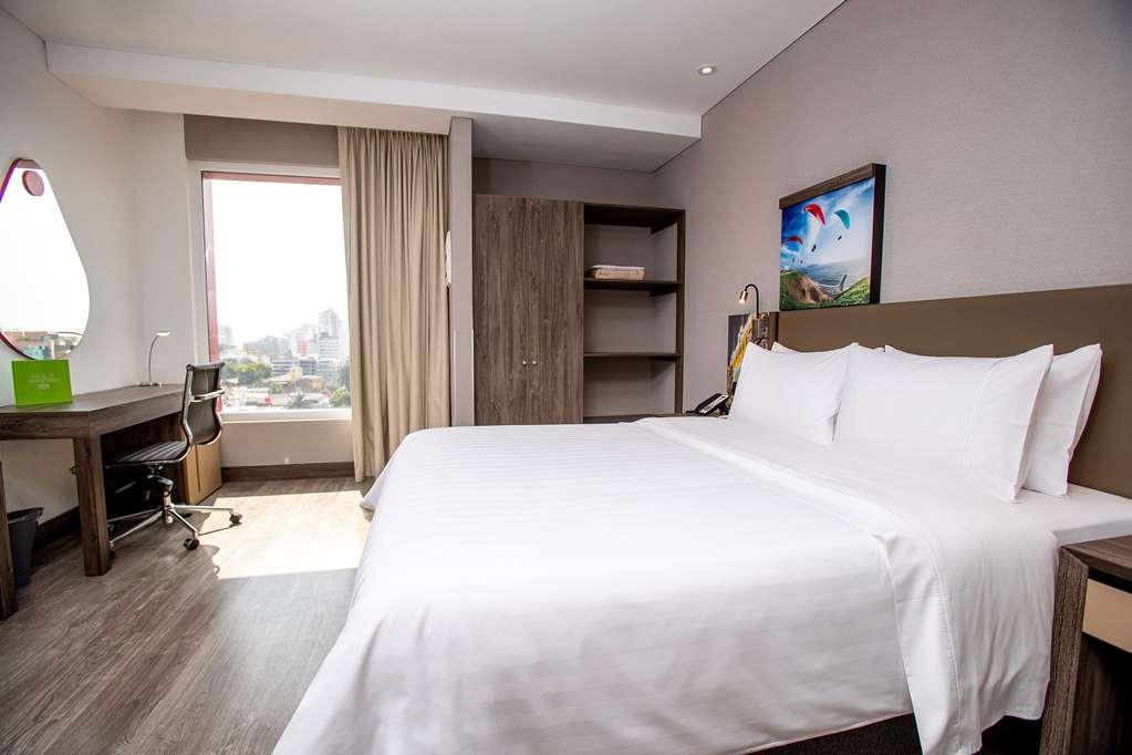 Hampton By Hilton Βαγιεντουπάρ Δωμάτιο φωτογραφία