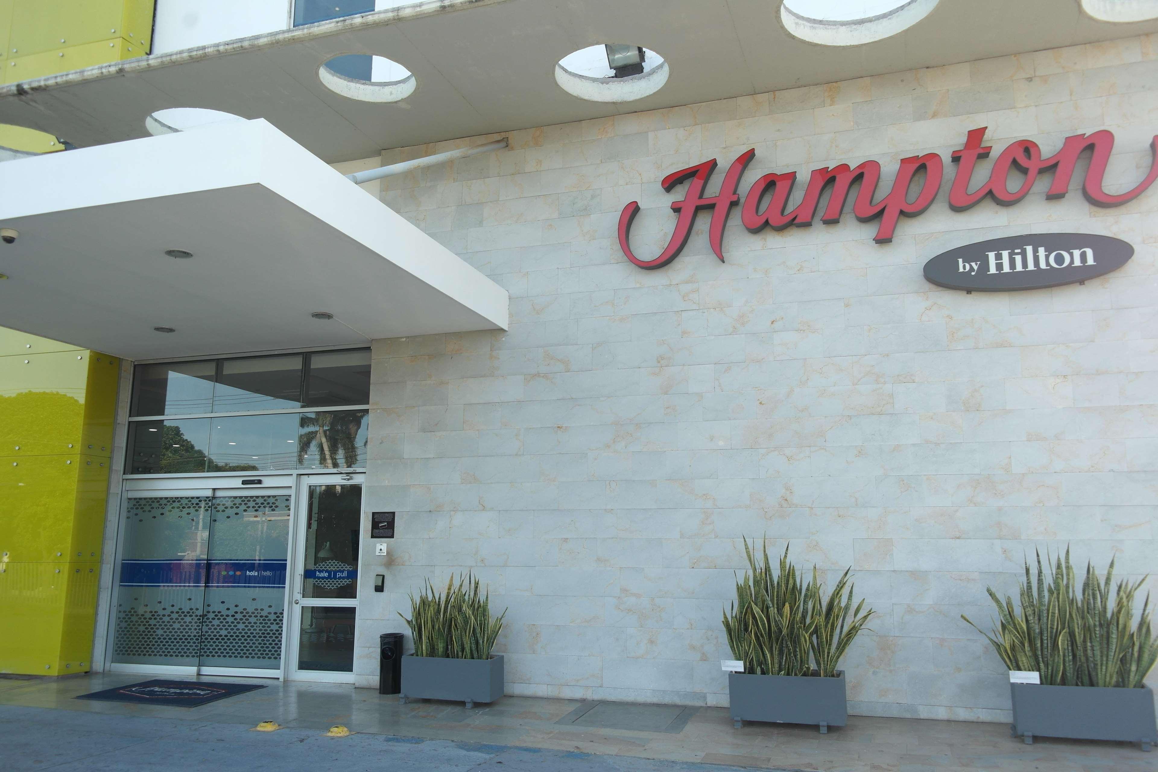 Hampton By Hilton Βαγιεντουπάρ Εξωτερικό φωτογραφία