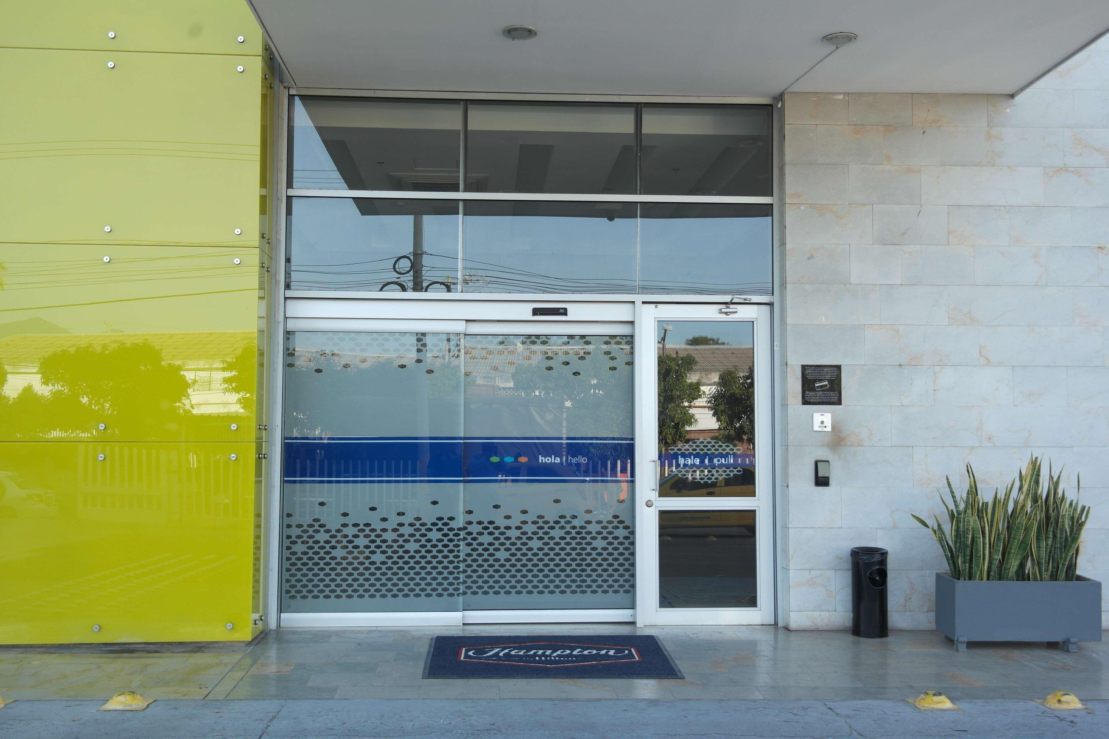 Hampton By Hilton Βαγιεντουπάρ Εξωτερικό φωτογραφία