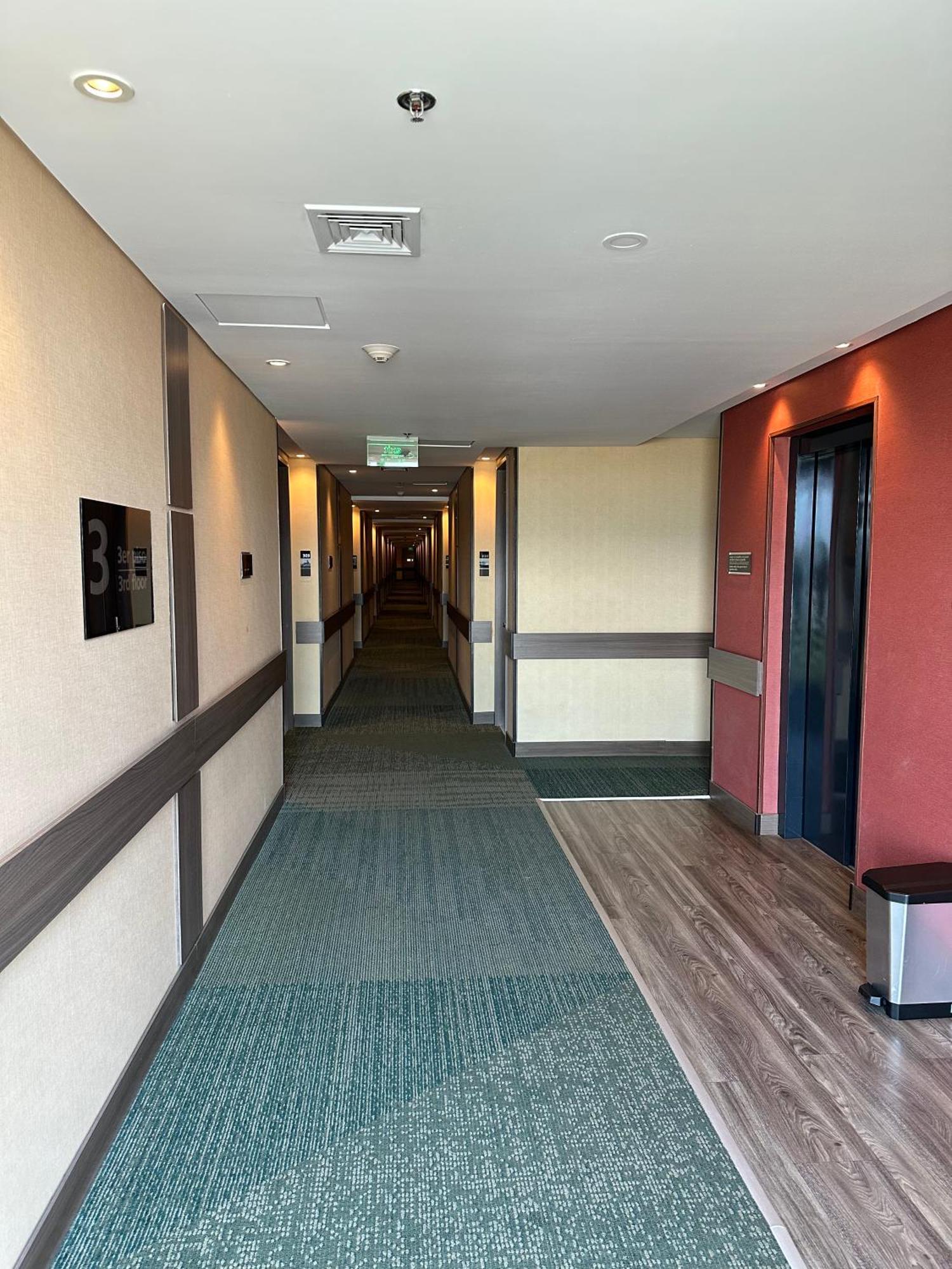 Hampton By Hilton Βαγιεντουπάρ Εξωτερικό φωτογραφία